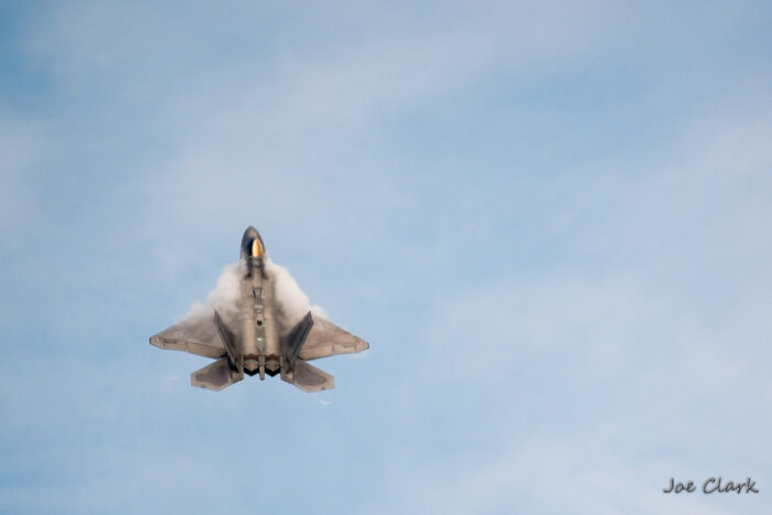 F-22 Manouver